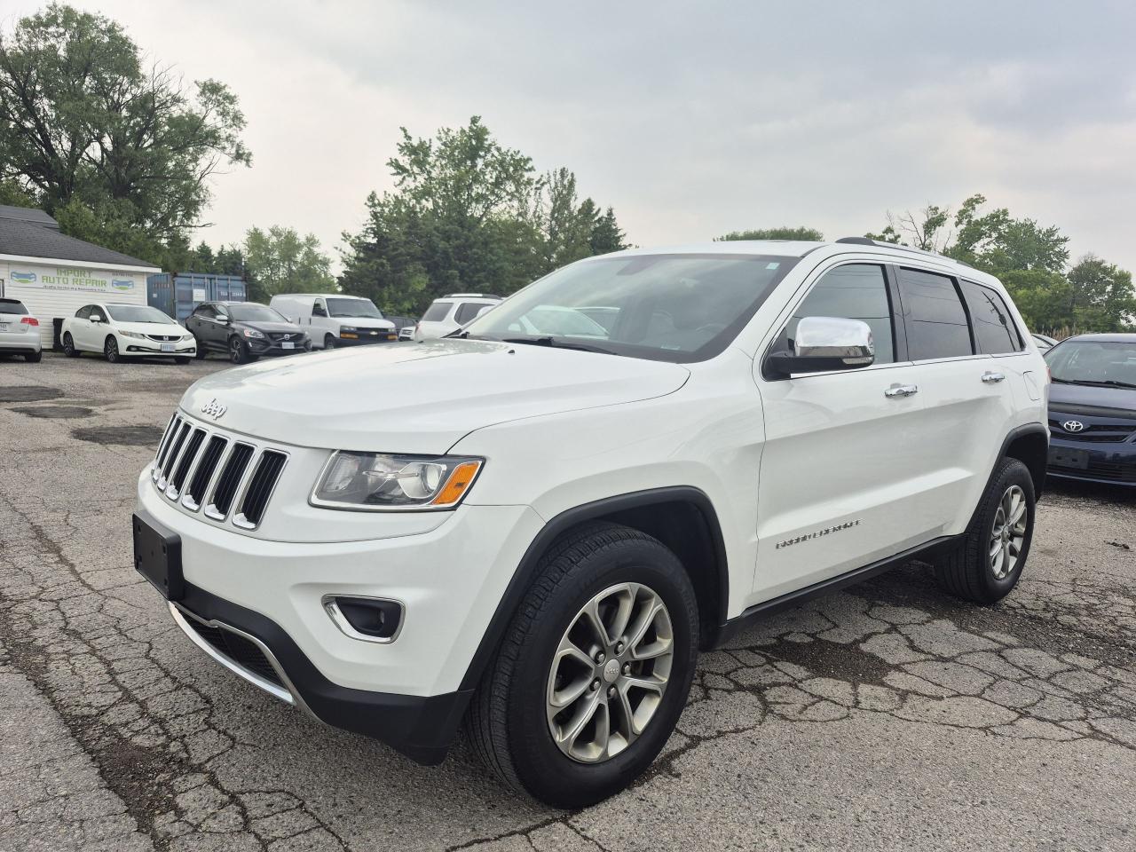 2014 Jeep Grand Cherokee 4WD LIMITED Photo29