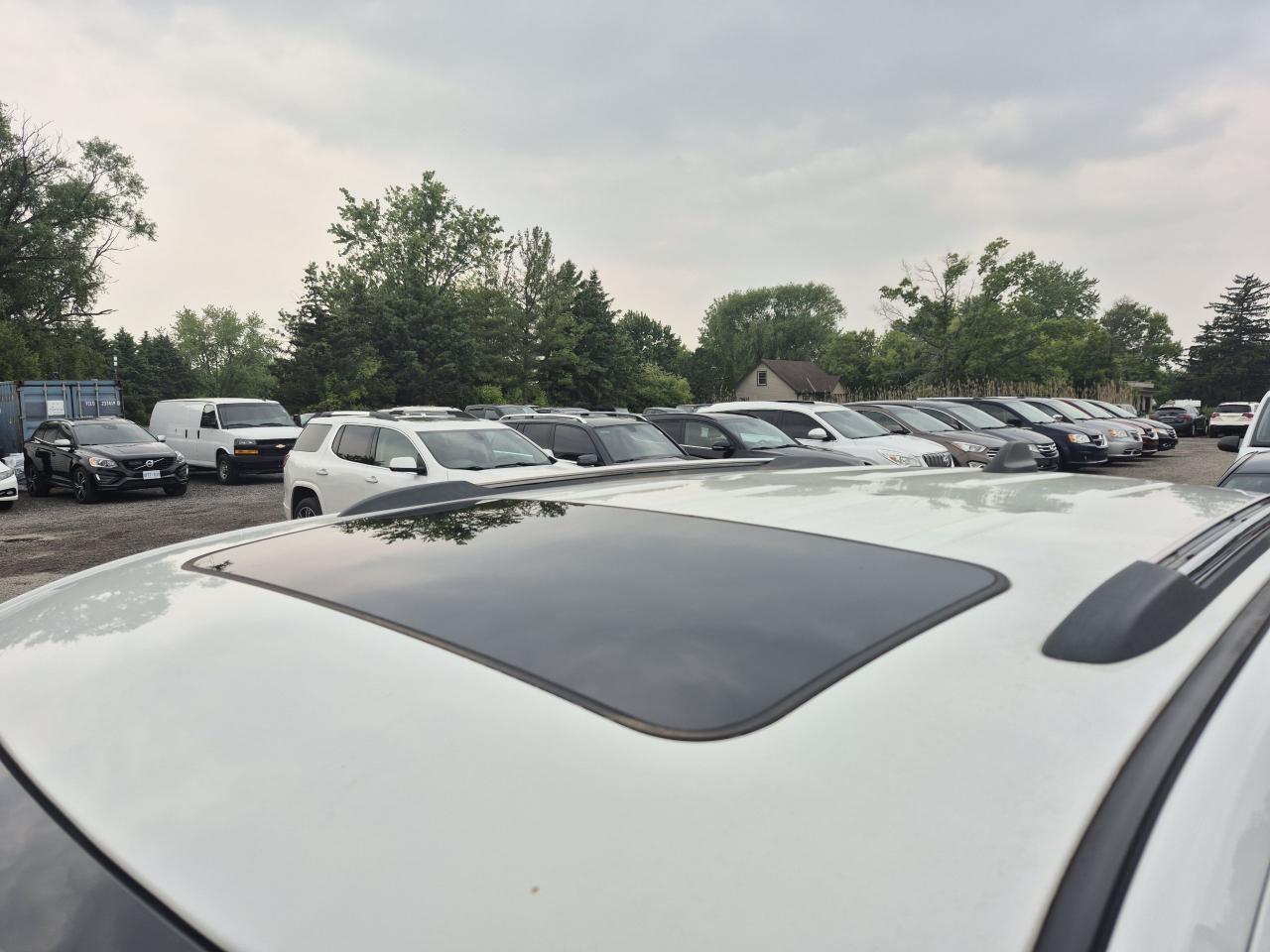 2014 Jeep Grand Cherokee 4WD LIMITED Photo31