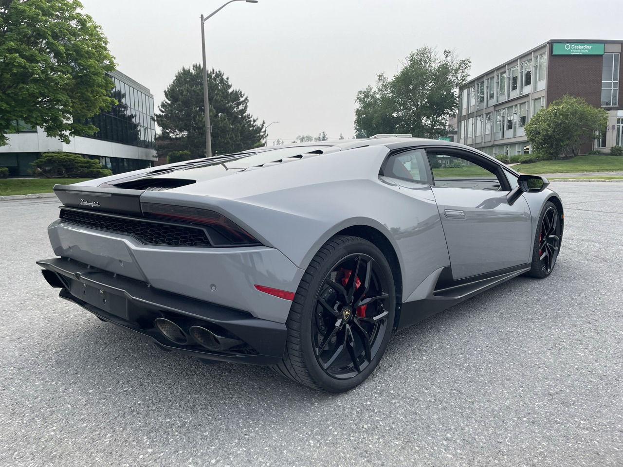 2016 Lamborghini Huracan LP610-4 Coupe - Photo #5