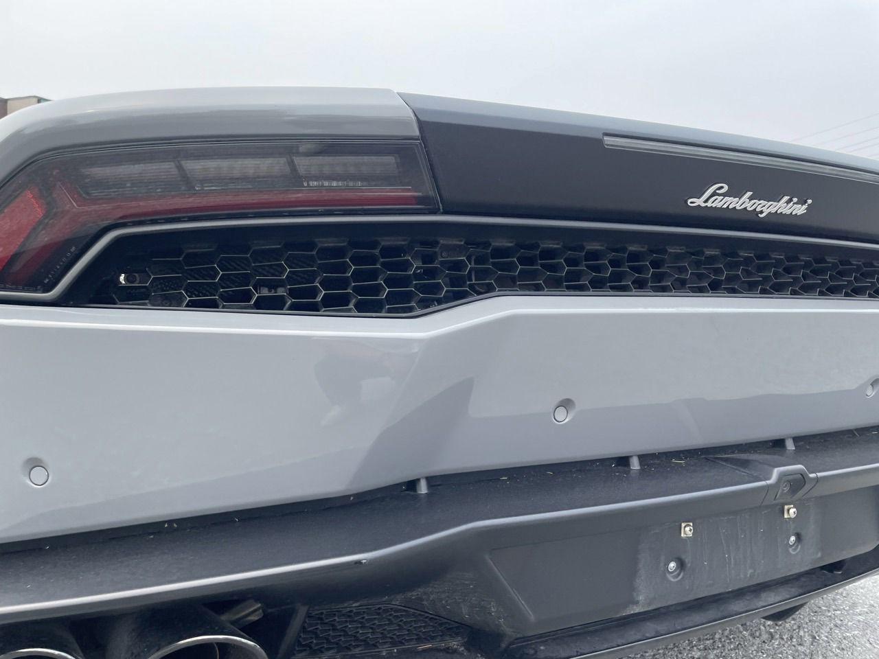 2016 Lamborghini Huracan LP610-4 Coupe - Photo #29