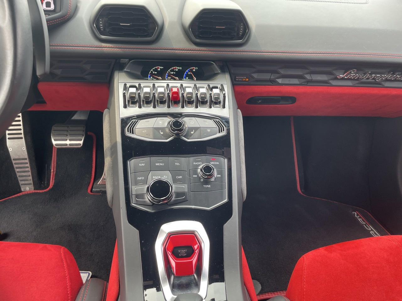 2016 Lamborghini Huracan LP610-4 Coupe - Photo #17
