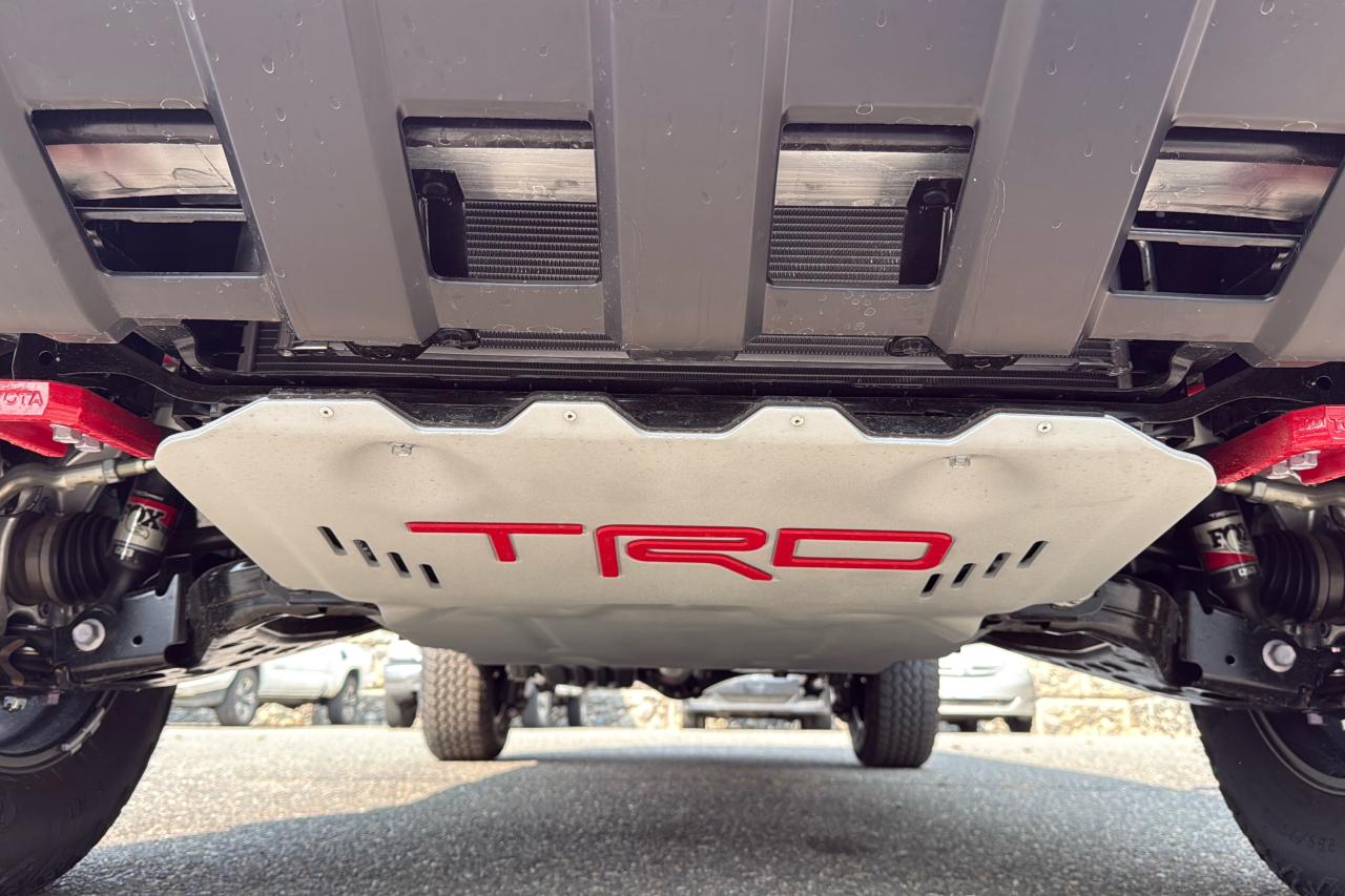 2025 Toyota Tacoma HV Double Cab TRD PRO Photo