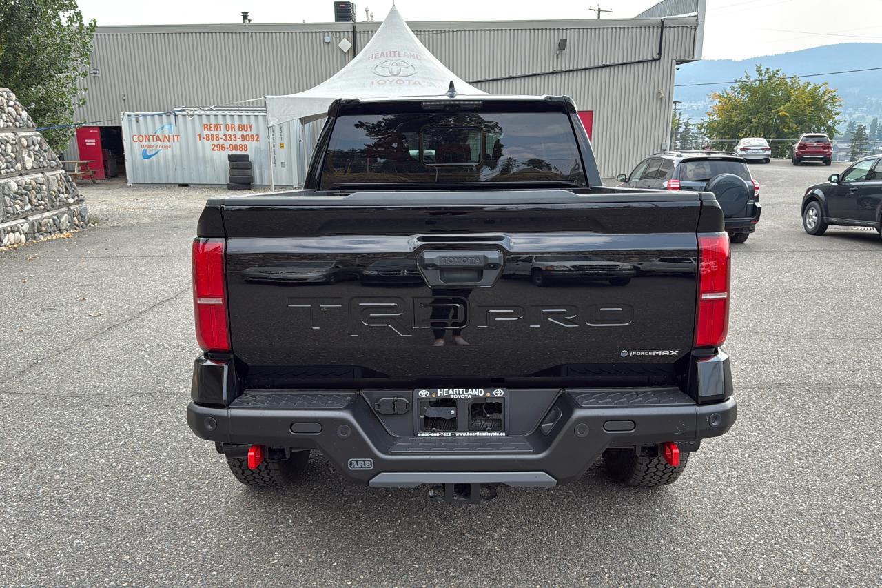 2025 Toyota Tacoma HV Double Cab TRD PRO Photo