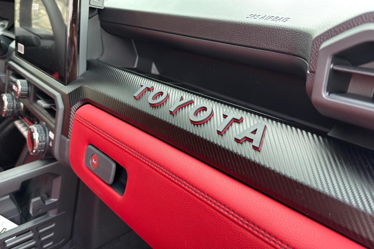 2025 Toyota Tacoma HV Double Cab TRD PRO Photo