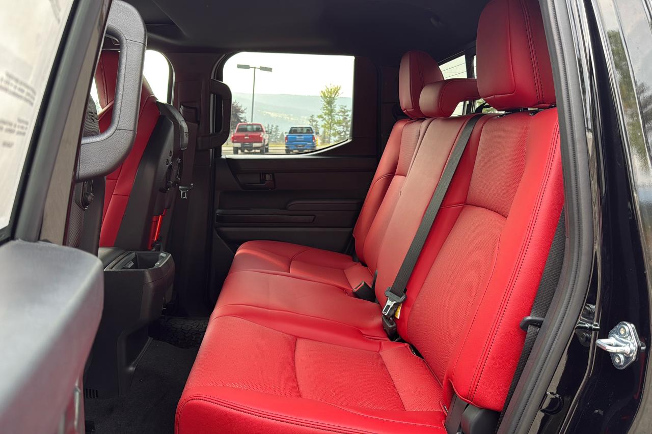 2025 Toyota Tacoma HV Double Cab TRD PRO Photo