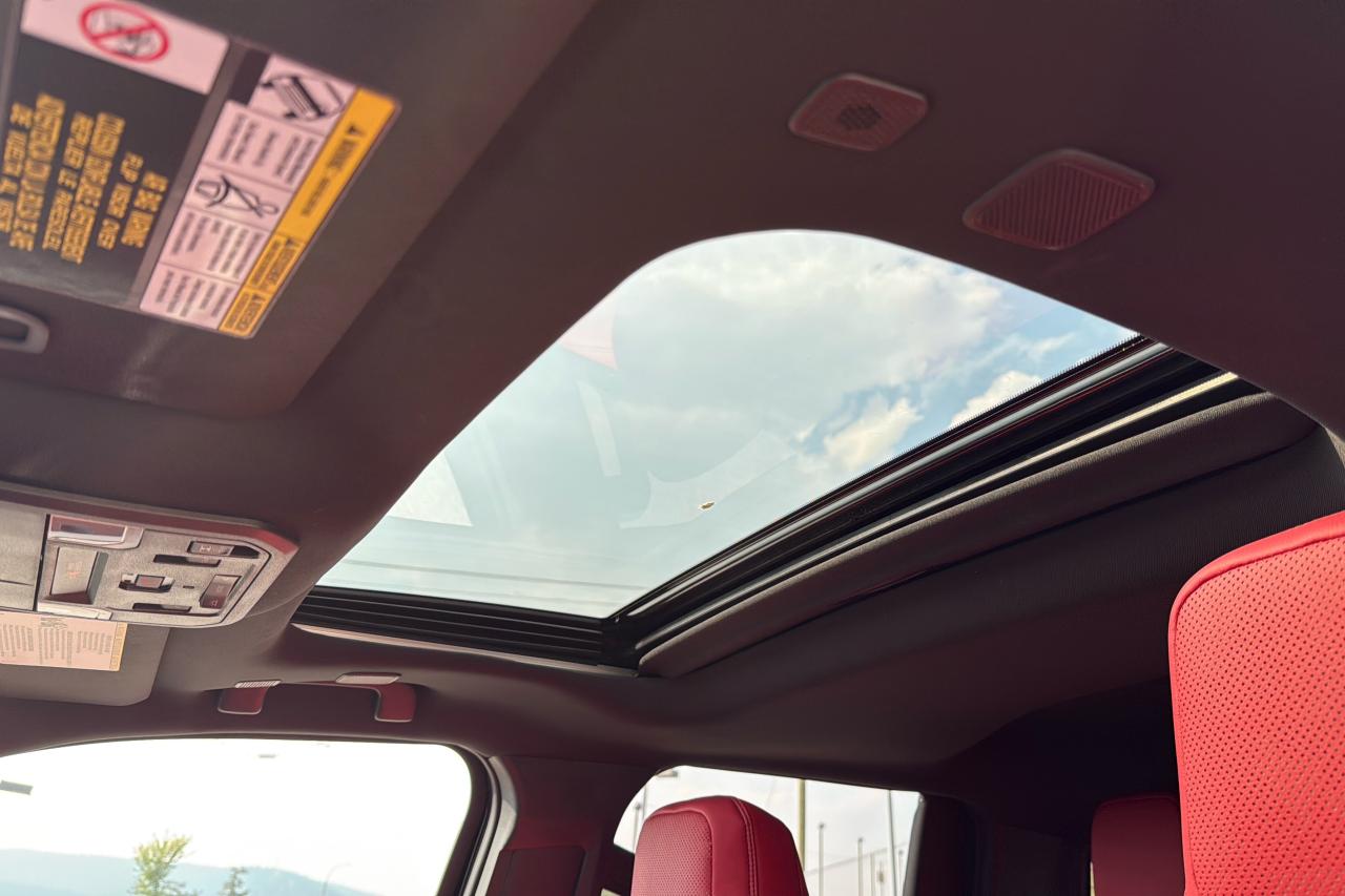 2025 Toyota Tacoma HV Double Cab TRD PRO Photo