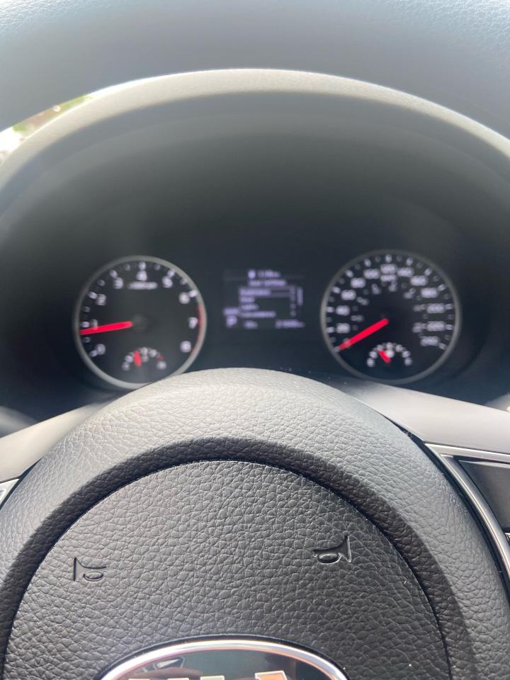 2021 Kia Seltos LX Photo20