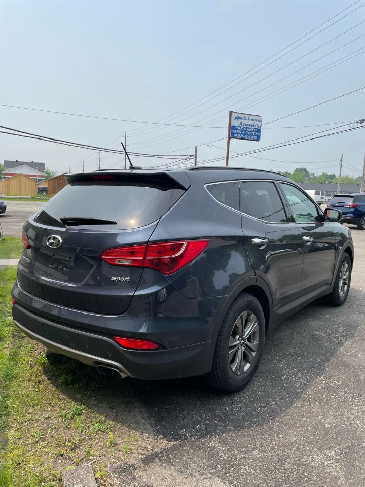 2015 Hyundai Santa Fe Sport  - Photo #2