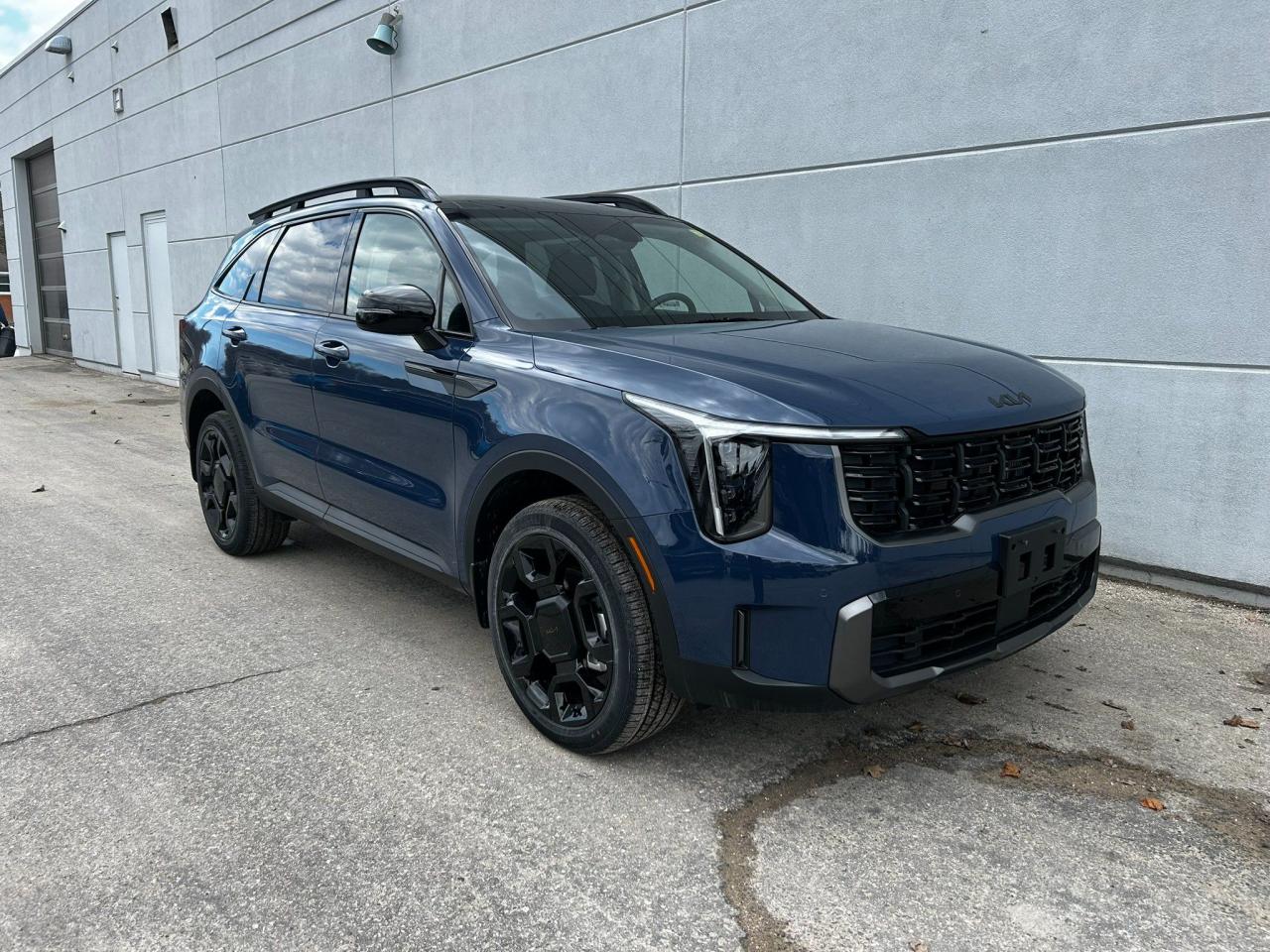 New 2025 Kia Sorento 2.5T X-Line for sale in Listowel, ON
