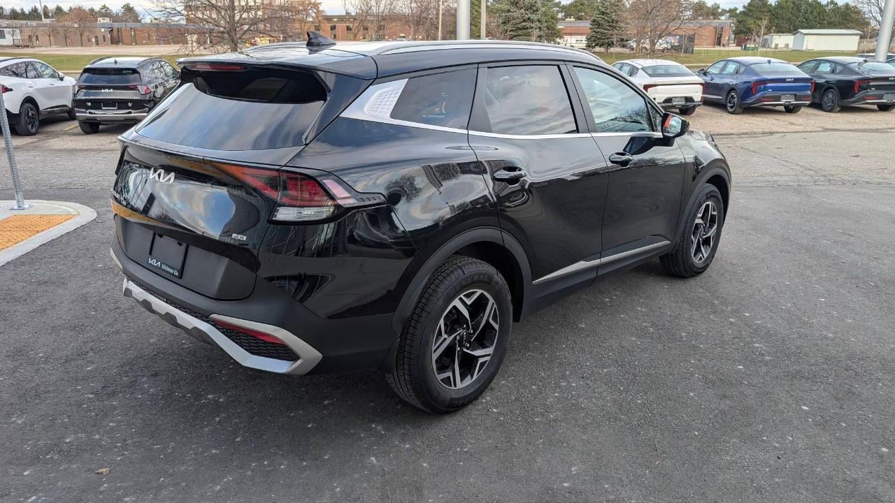 2023 Kia Sportage LX AWD Photo4