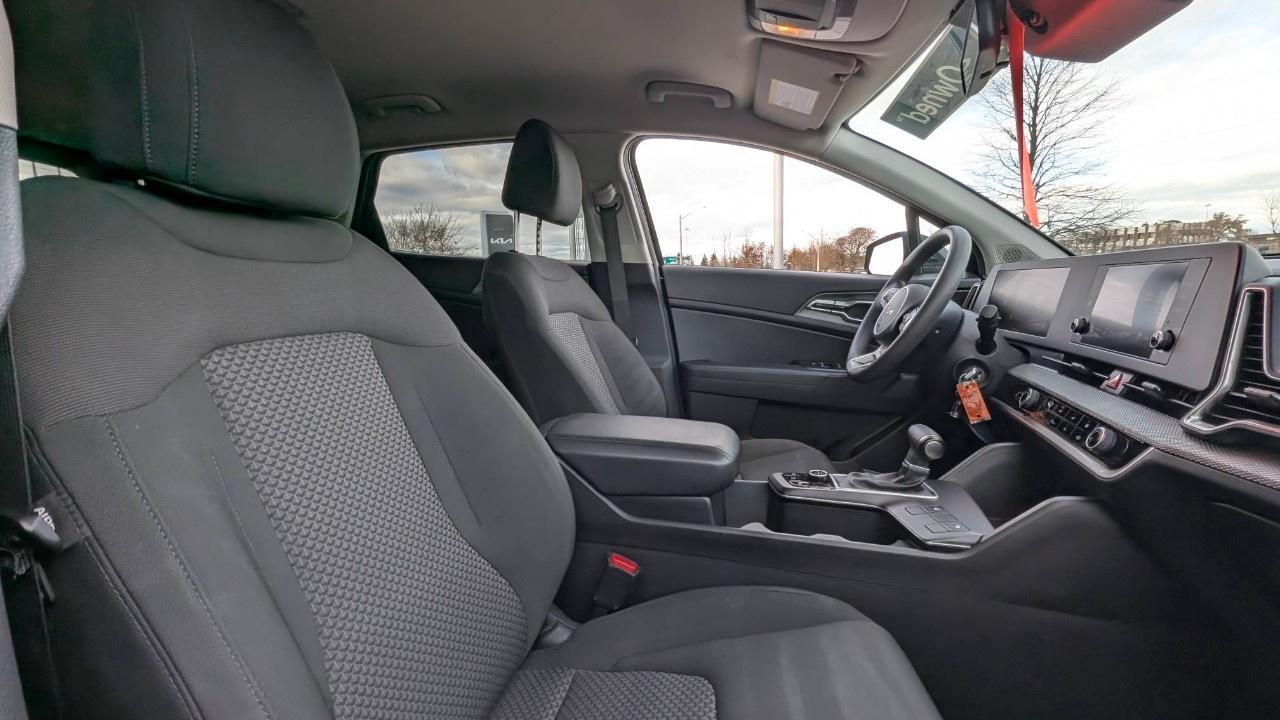 2023 Kia Sportage LX AWD Photo