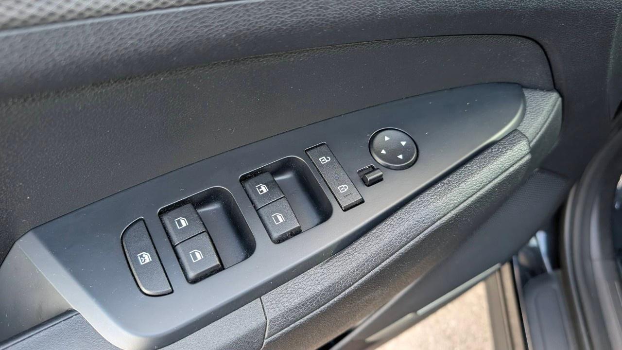 2023 Kia Sportage LX AWD Photo