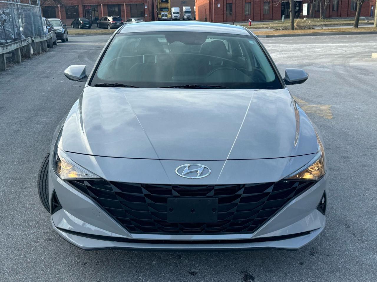 2022 Hyundai Elantra Preferred - Photo #2
