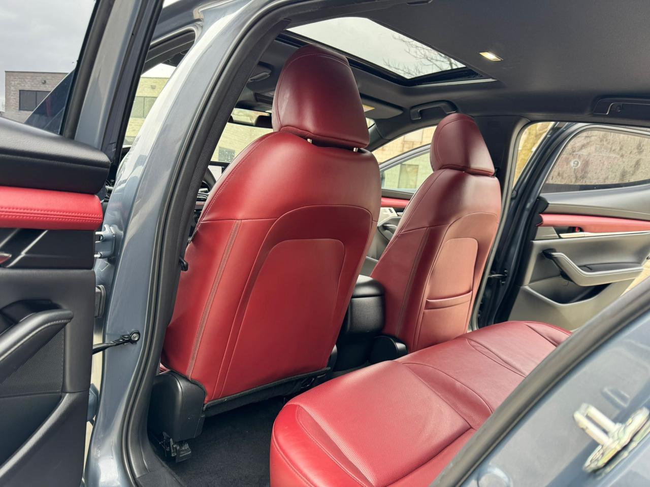 2021 Mazda MAZDA3 GT - Photo #23