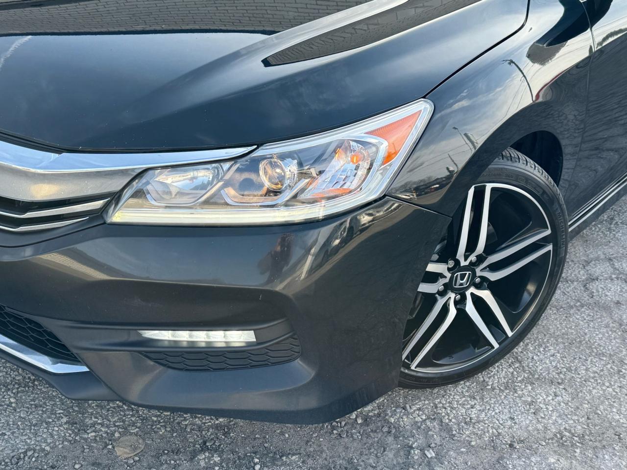 2017 Honda Accord Sport - Photo #10