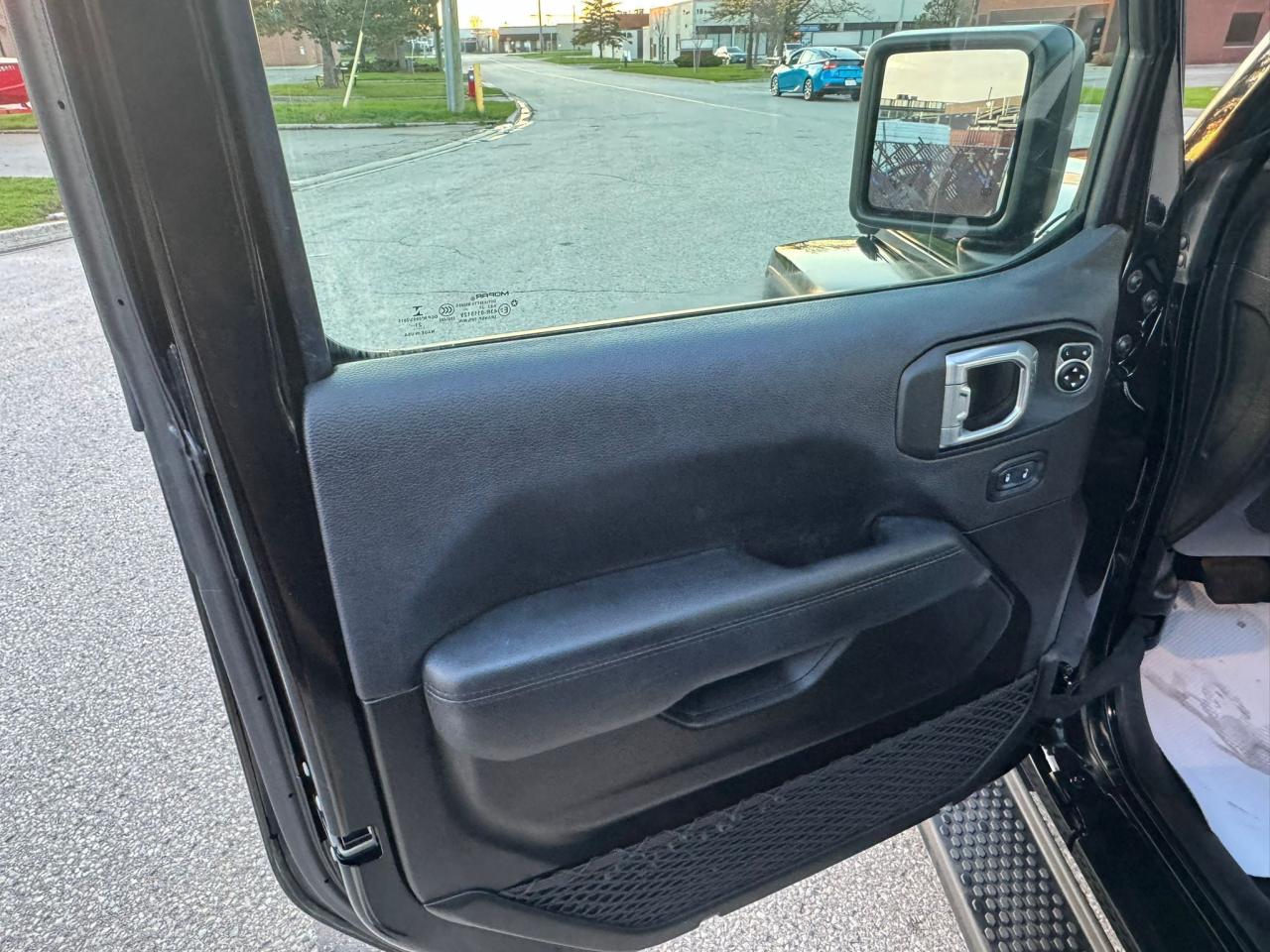 2022 Jeep Wrangler Unlimited Sahara Altitude - Photo #11