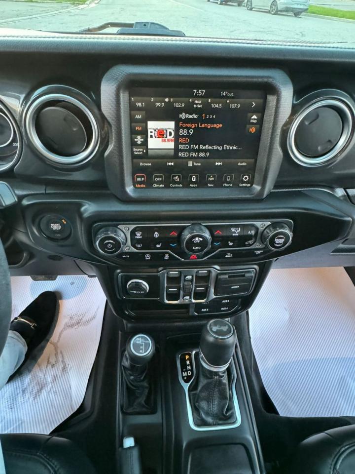 2022 Jeep Wrangler Unlimited Sahara Altitude - Photo #18