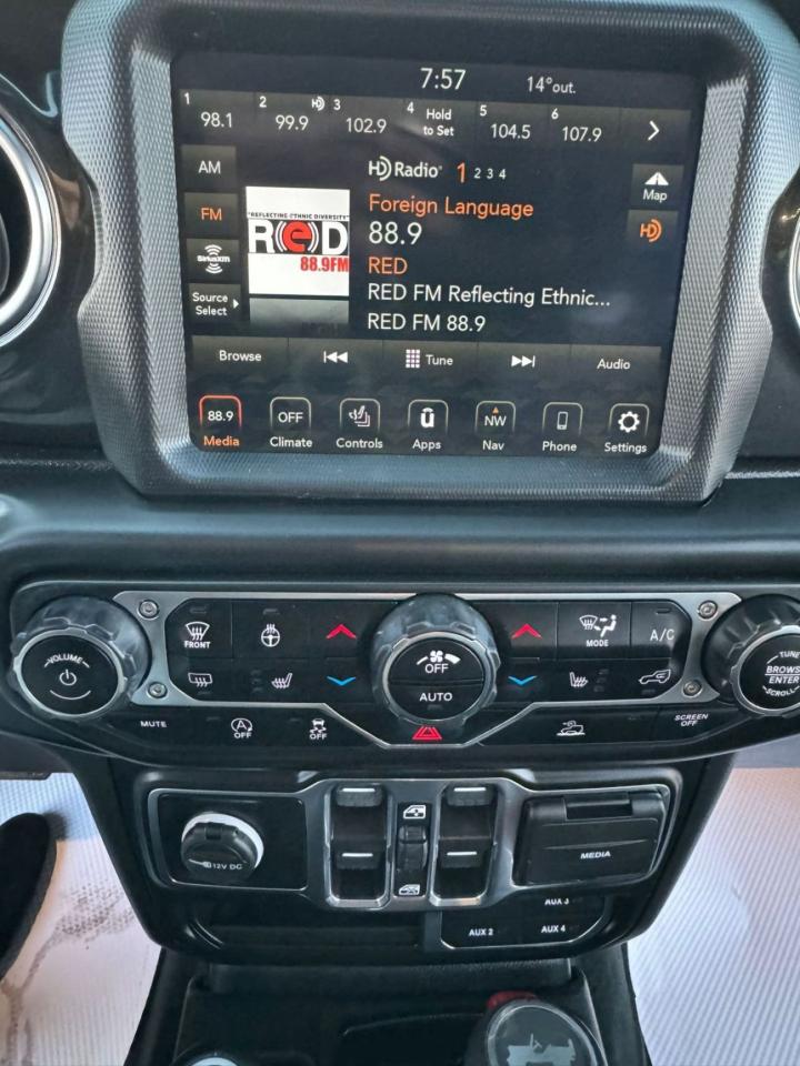 2022 Jeep Wrangler Unlimited Sahara Altitude - Photo #19