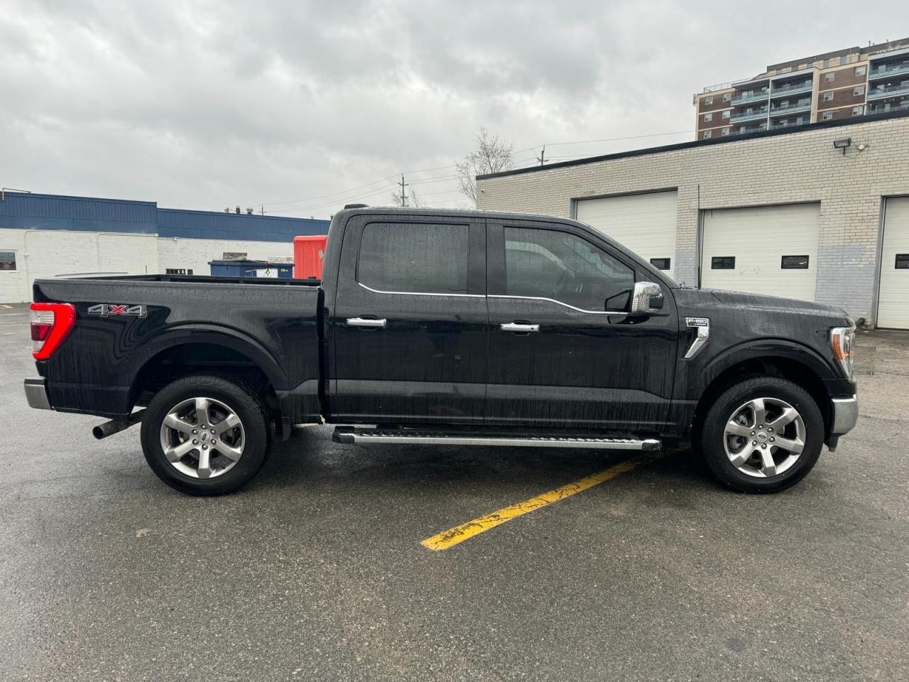 2021 Ford F-150 Lariat - Photo #5
