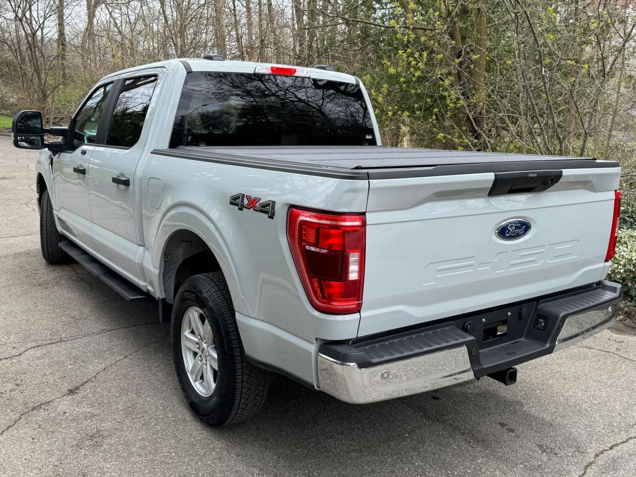 2023 Ford F-150 XLT - Photo #2