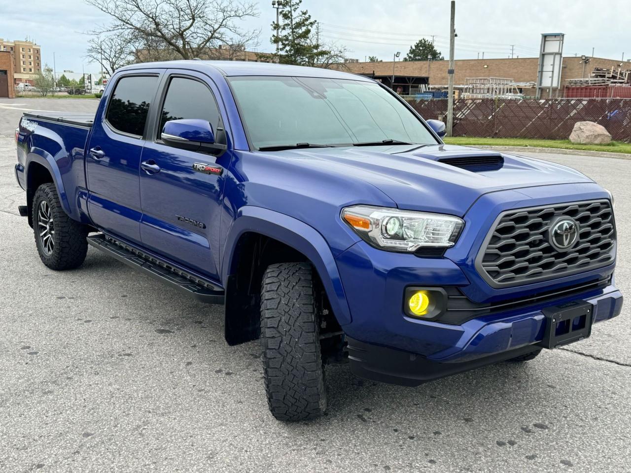 2022 Toyota Tacoma TRD Sport - Photo #2