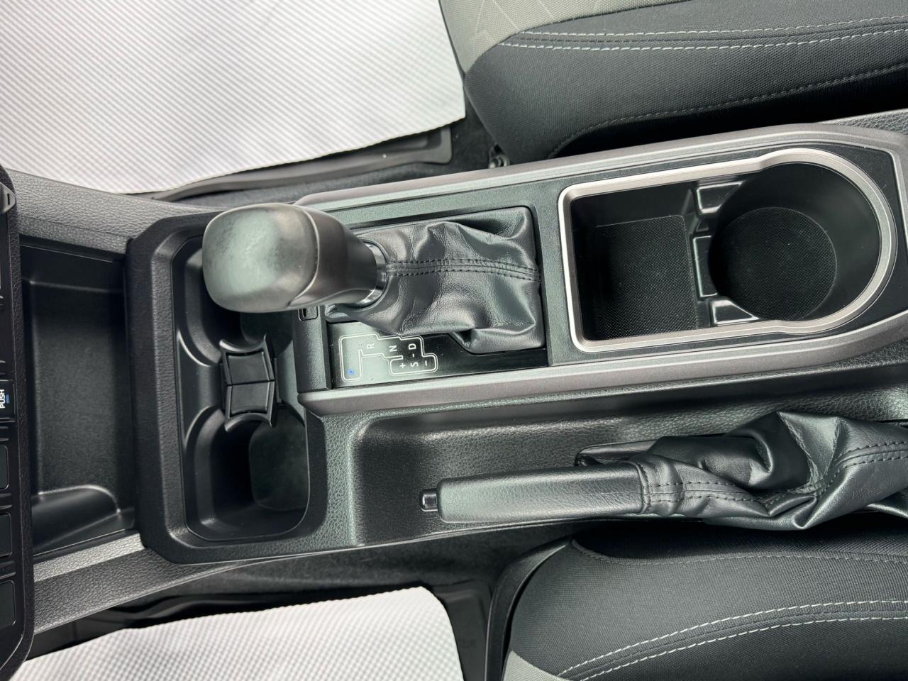 2022 Toyota Tacoma TRD Sport - Photo #15
