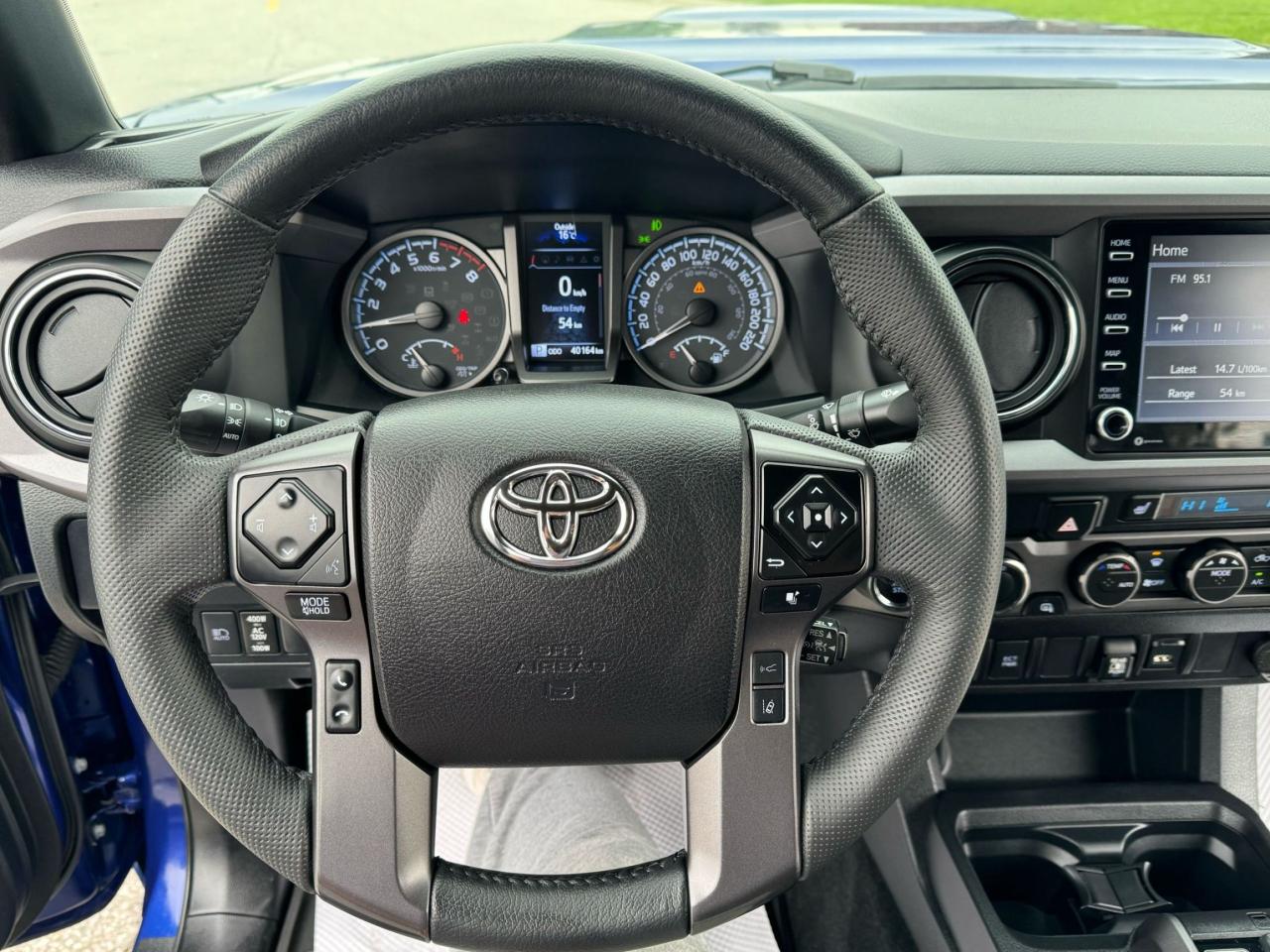 2022 Toyota Tacoma TRD Sport - Photo #20