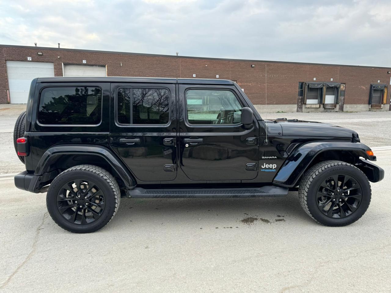 2021 Jeep Wrangler Unlimited Sahara - Photo #6