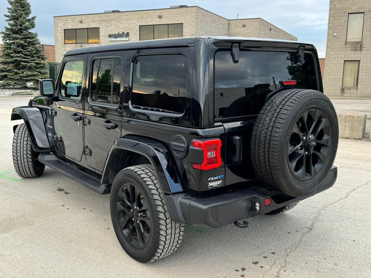 2021 Jeep Wrangler Unlimited Sahara - Photo #9