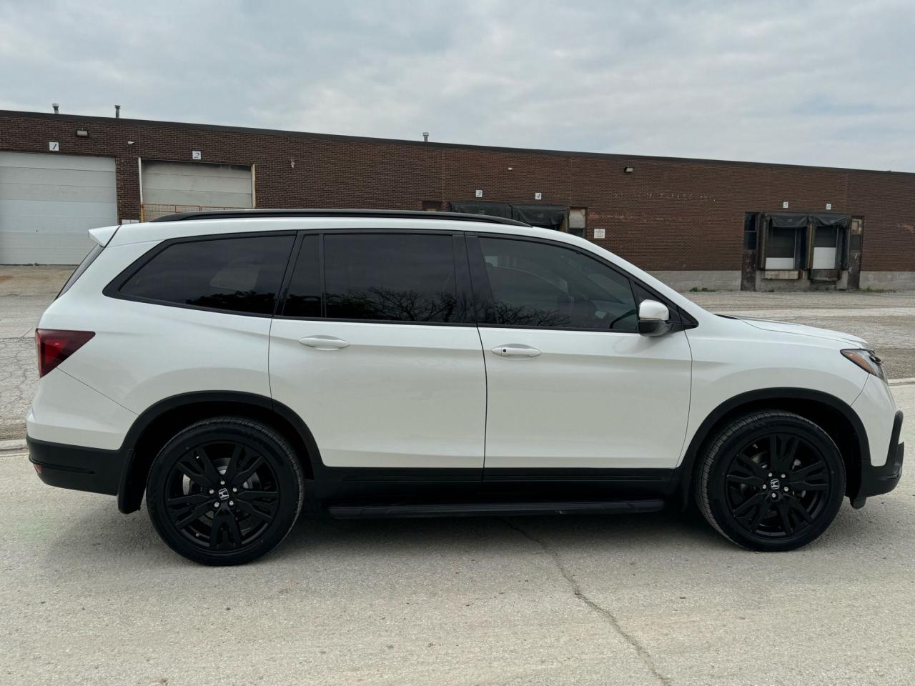 2020 Honda Pilot Black Edition - Photo #8