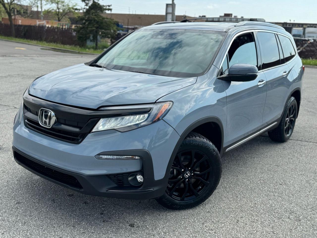 2022 Honda Pilot TOURING 8-PASSENGER - Photo #8