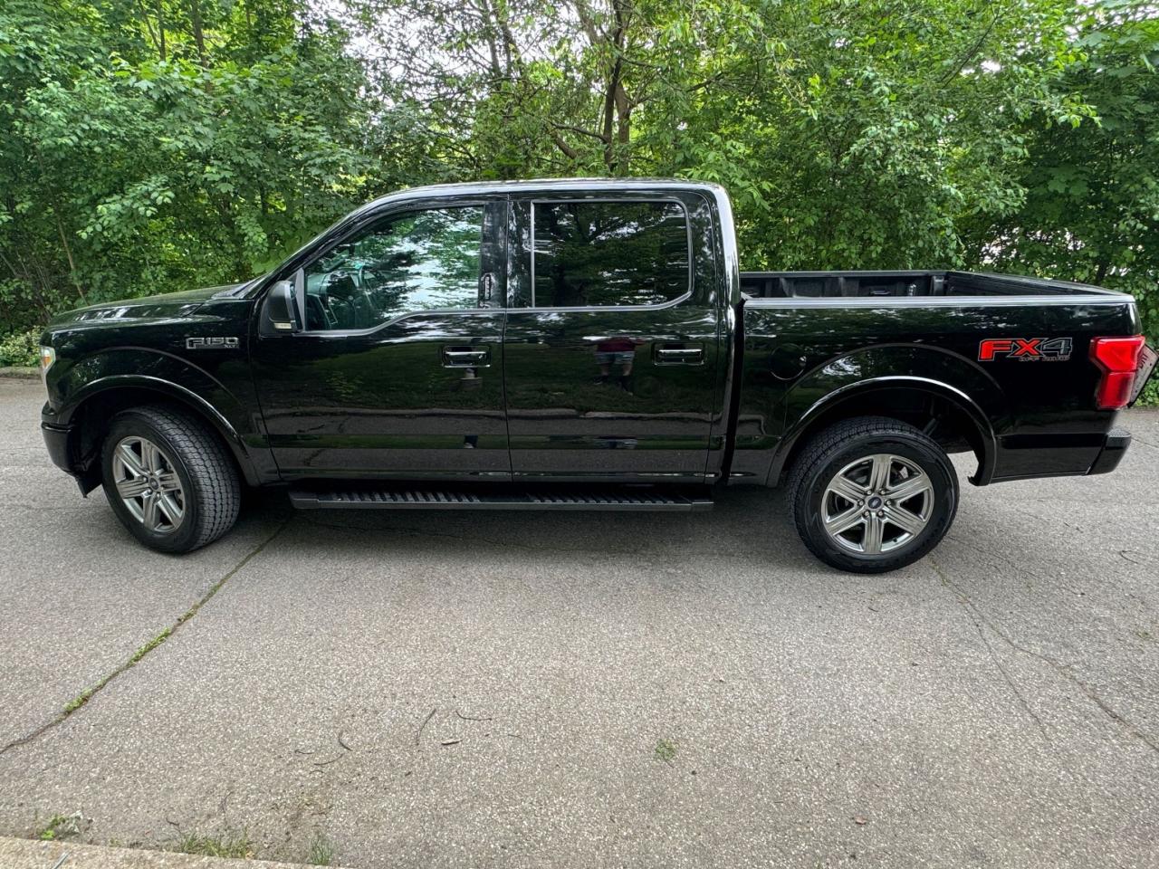 2018 Ford F-150 XLT - Photo #2