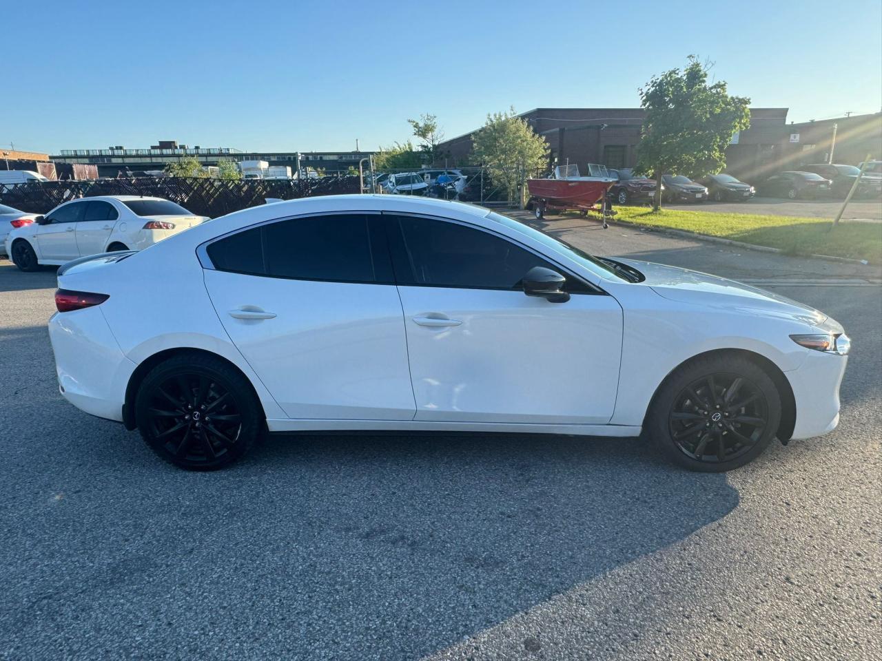 2024 Mazda MAZDA3 GT w/Turbo - Photo #4