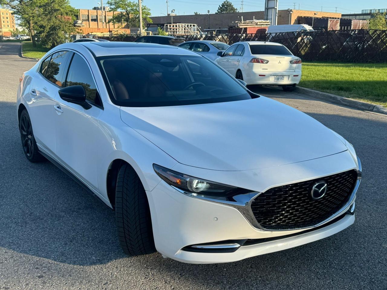 2024 Mazda MAZDA3 GT w/Turbo - Photo #2