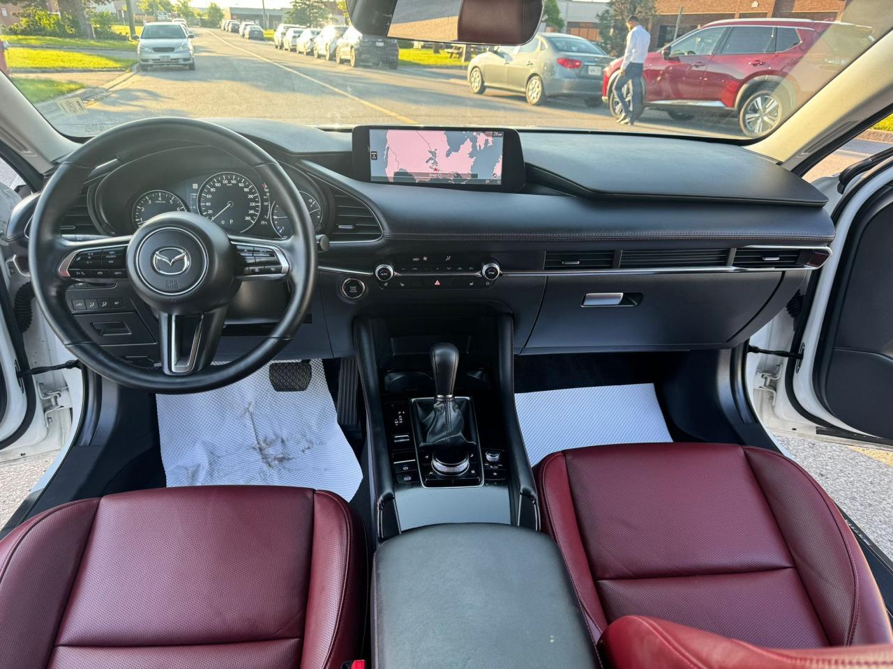 2024 Mazda MAZDA3 GT w/Turbo - Photo #13