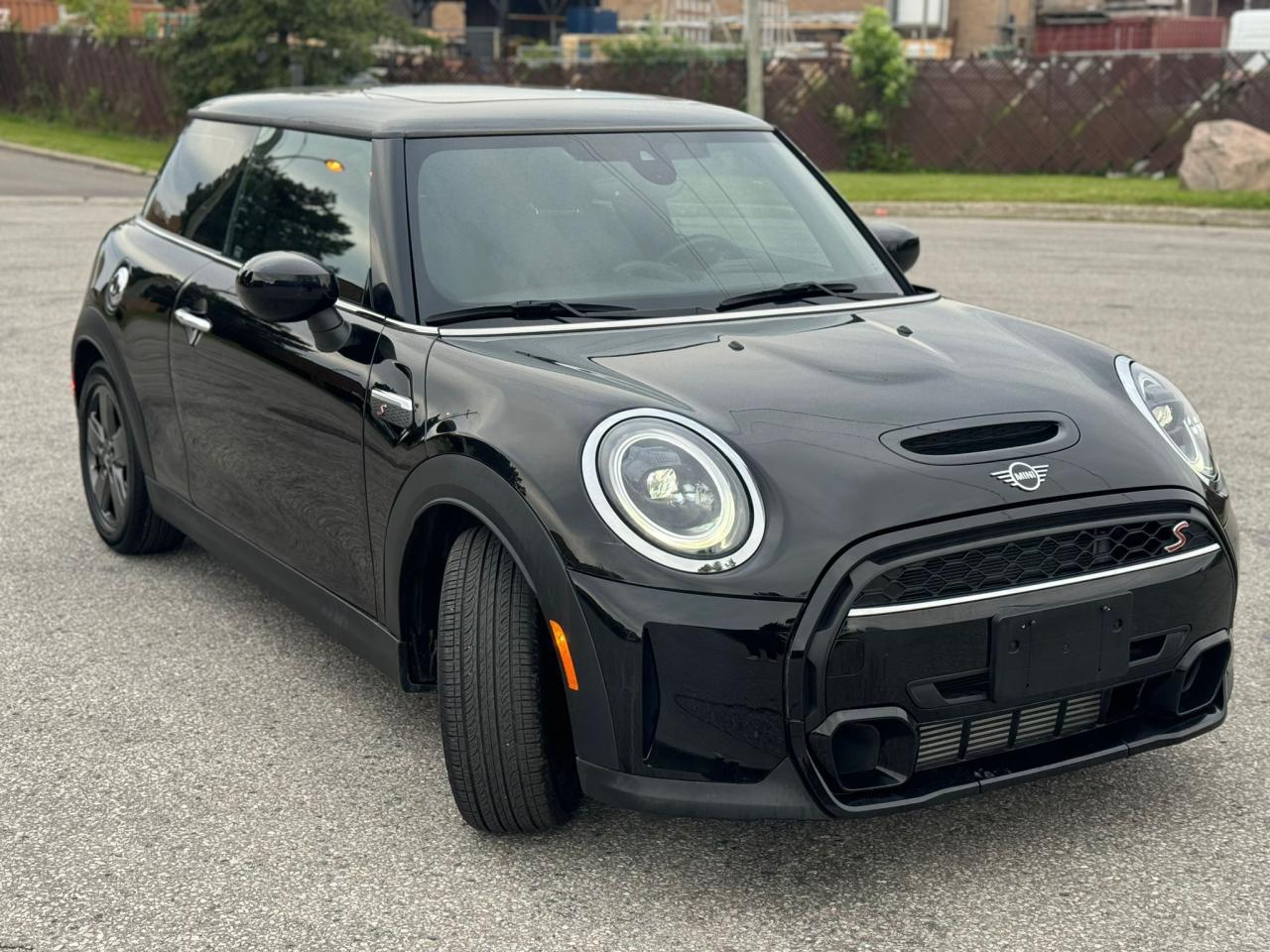 2022 MINI Cooper Cooper S - Photo #2