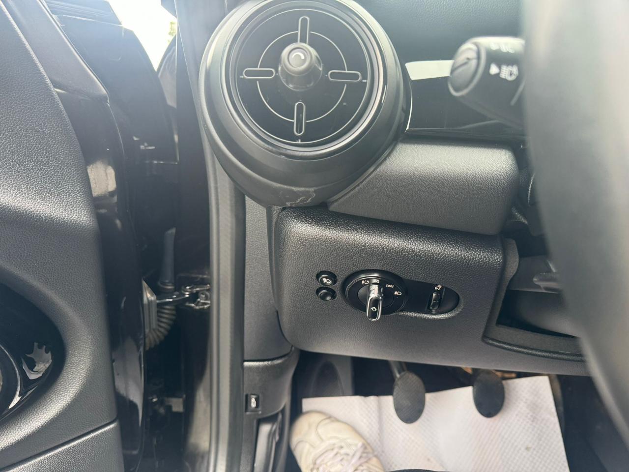 2022 MINI Cooper Cooper S - Photo #18
