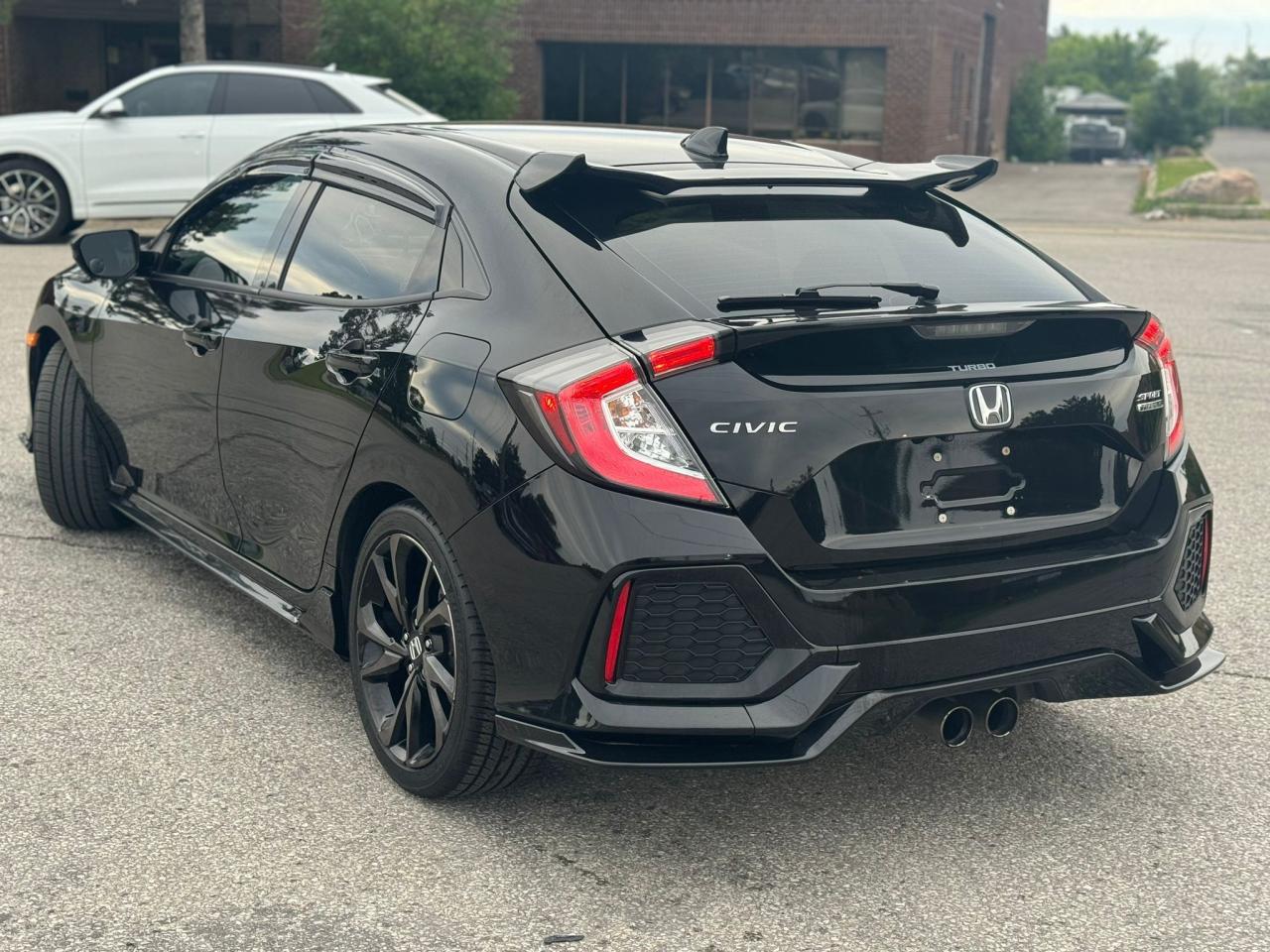 2017 Honda Civic Sport Touring - Photo #7