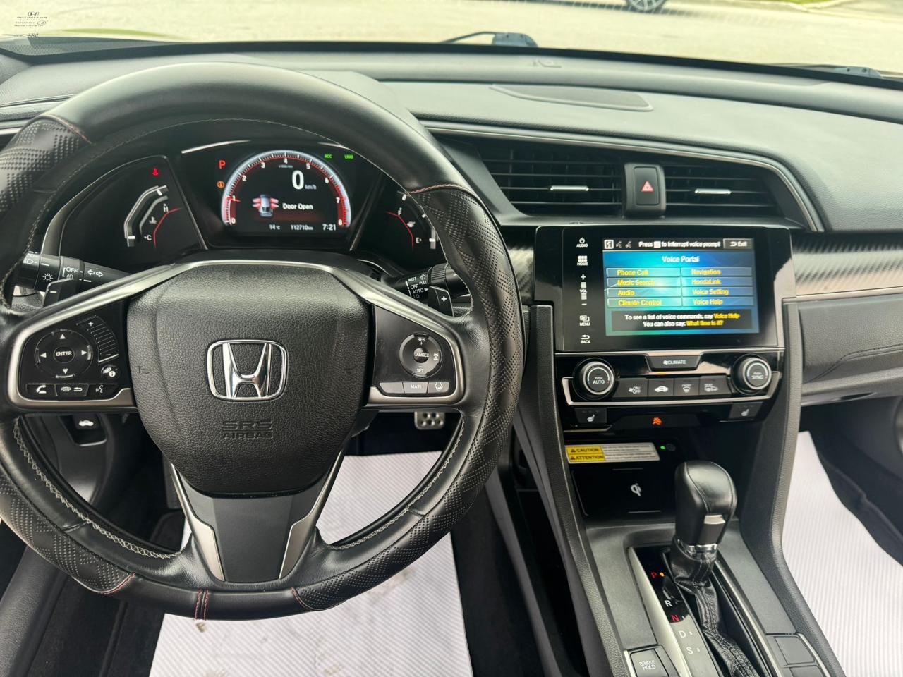 2017 Honda Civic Sport Touring - Photo #11