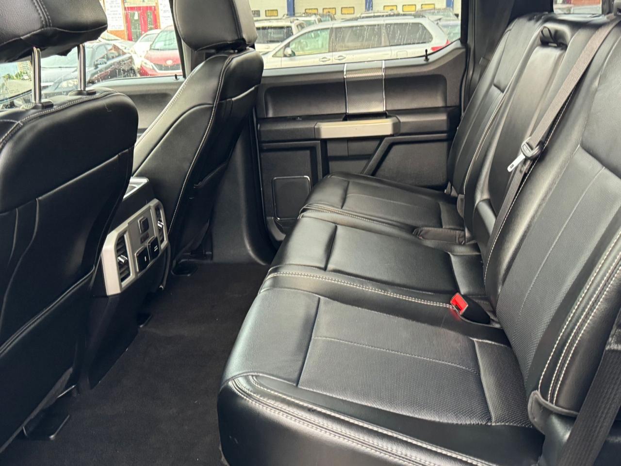 2019 Ford F-150 Lariat - Photo #11