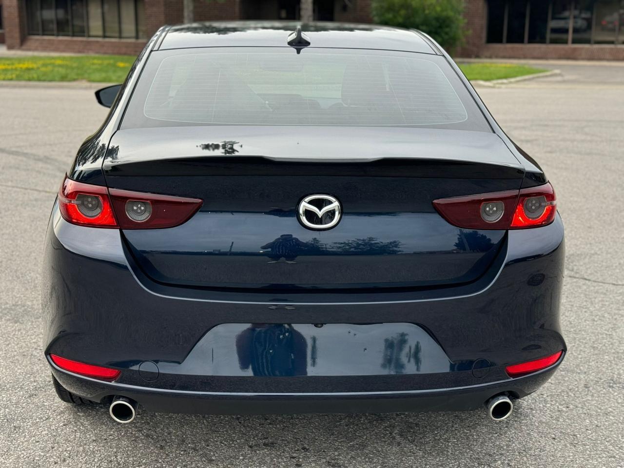 2021 Mazda MAZDA3 GS - Photo #3