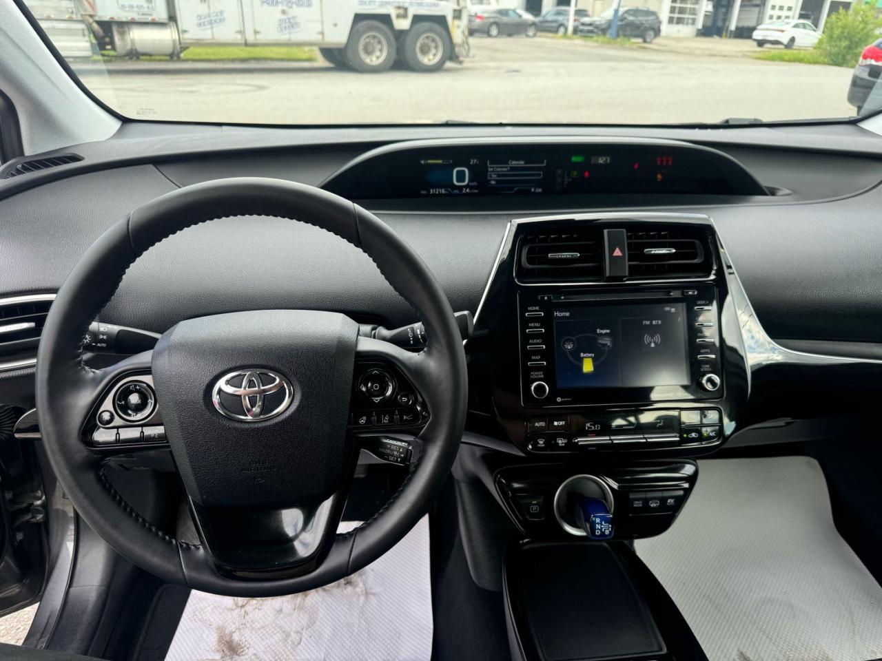 2022 Toyota Prius  - Photo #14