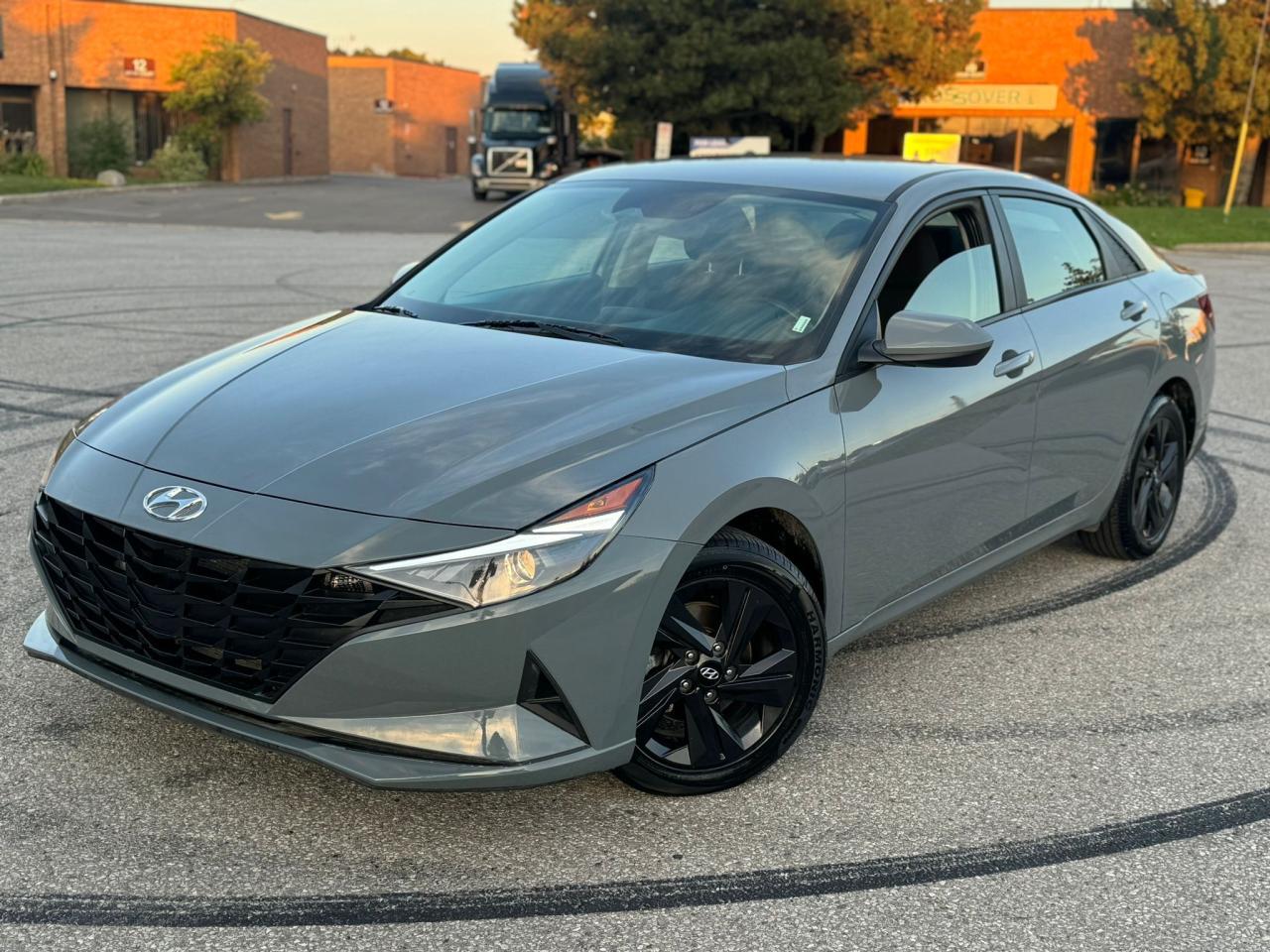 2021 Hyundai Elantra Preferred - Photo #4