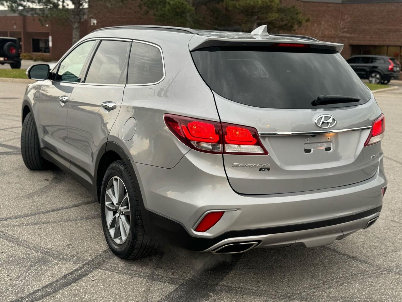 2019 Hyundai Santa Fe XL Preferred - Photo #4