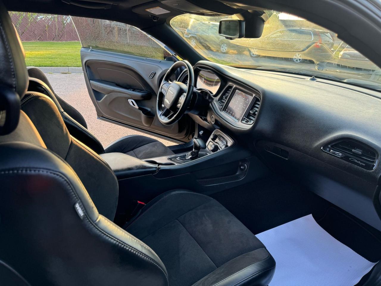 2023 Dodge Challenger GT - Photo #8