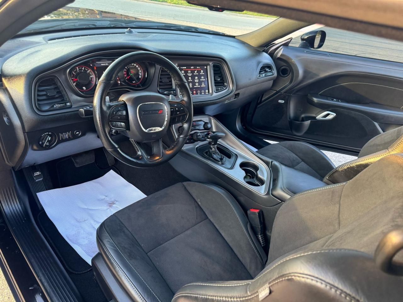 2023 Dodge Challenger GT - Photo #10
