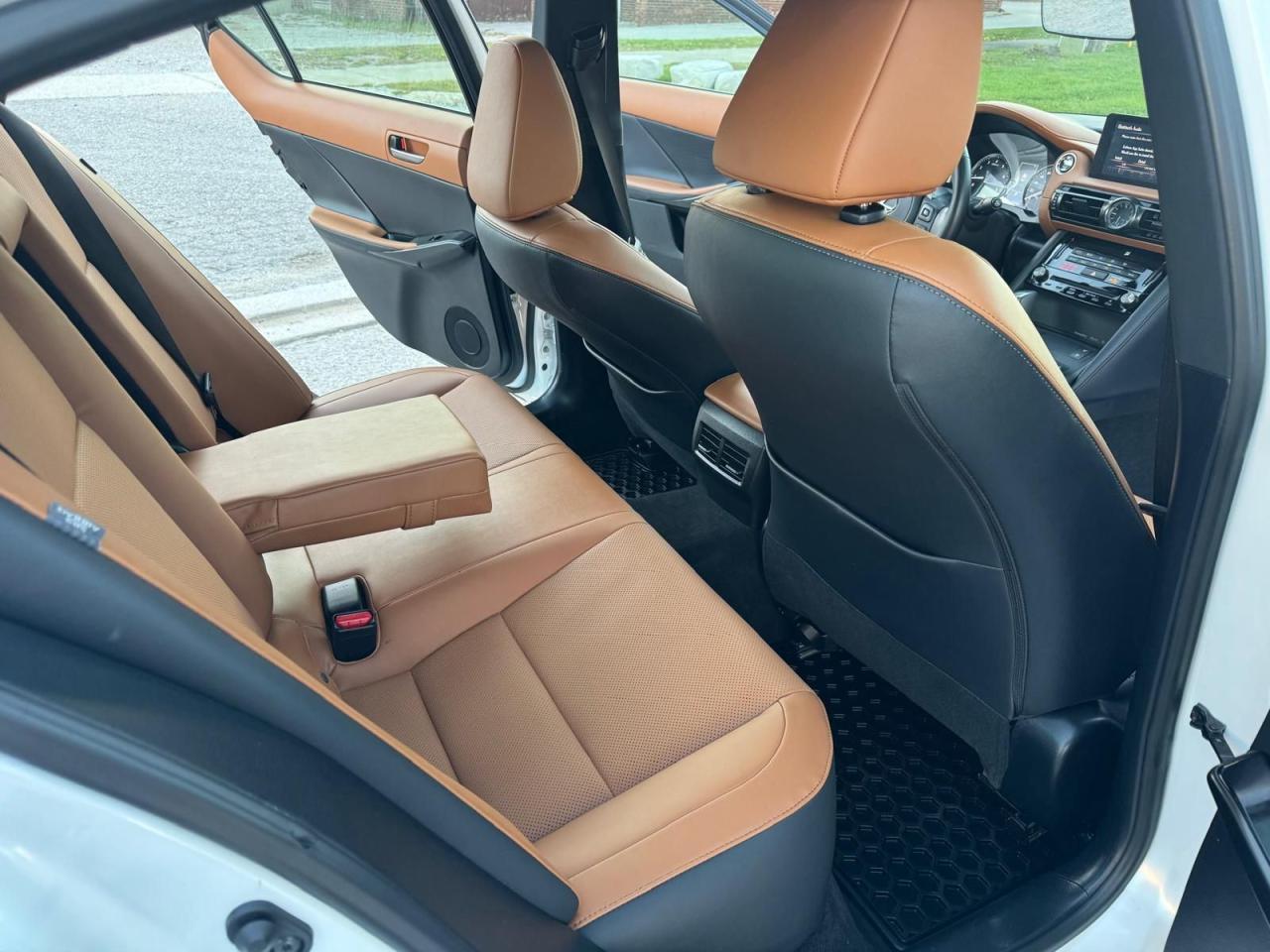 2023 Lexus IS IS 300 - Photo #18