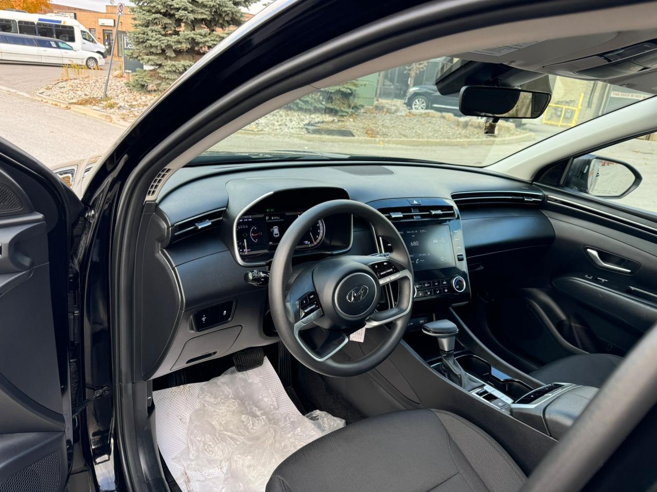 2023 Hyundai Tucson Essential - Photo #18