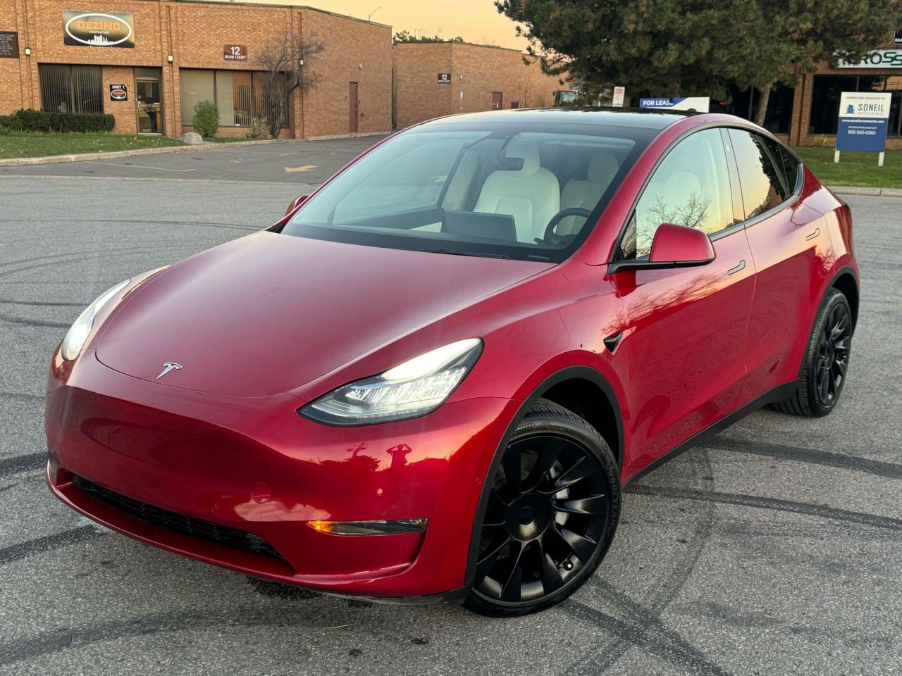 2021 Tesla Model Y LONG RANGE - Photo #7