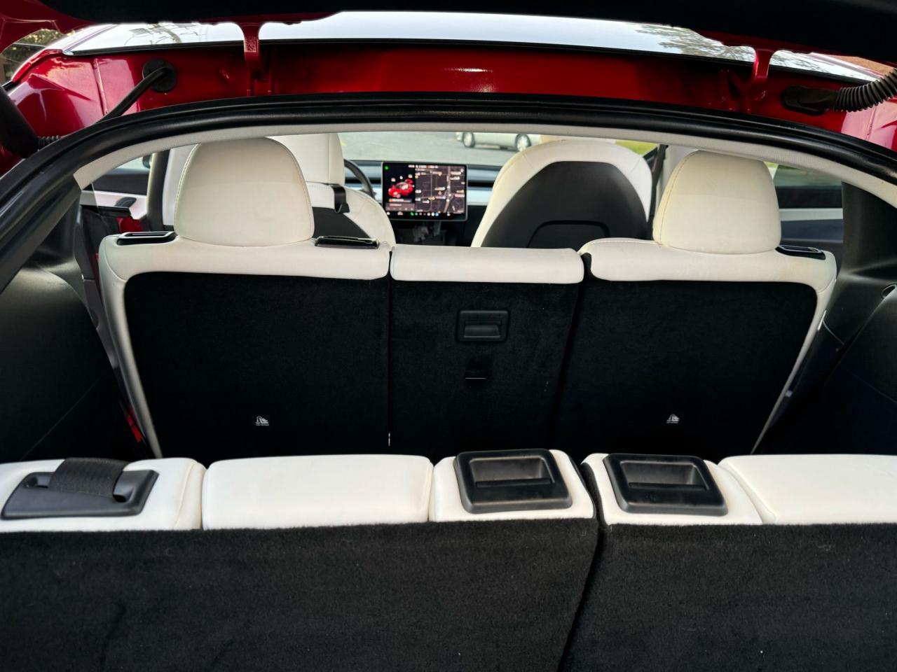 2021 Tesla Model Y LONG RANGE - Photo #13